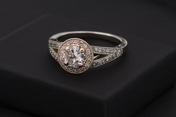 Diya Cocktail Ring